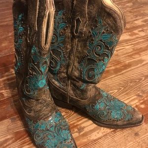 Corral Ladies Cowboy Boots really cute